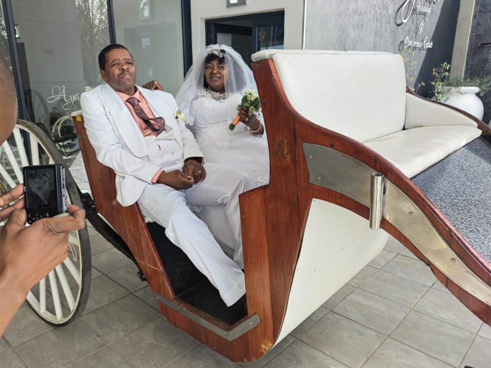 Herewith is the Pic of Apostle Mabuya and Lady Apostle Mabuya. Kindly replace the Pic of Apostle Hewu and Dube with this one.